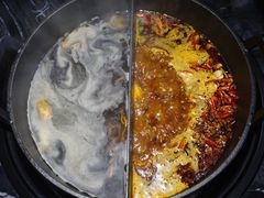 -热火朝天鲜切牛肉火锅(南强街巷店)