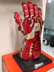 -老男孩男士理容馆·理发·烫染·修面