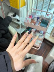 -晨·艺美甲美睫