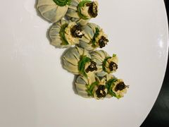 鱼子酱石榴包-甄御•海鲜新青岛菜(麦岛店)