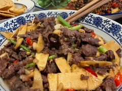 -小洞天柴火土菜馆