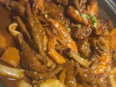 -徐记小怪兽肉蟹煲(中央大街店)