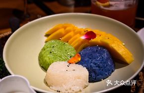 Thai Mango Sticky Rice
