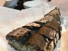 墨鱼籽面包-Let's Taipei 非常烘焙(太古里店)