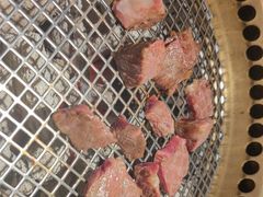 -铭牛烧肉·和牛海鲜自助(高新月牙湖店)