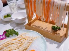-烹然四季椰子鸡火锅(姚家园万象汇店)