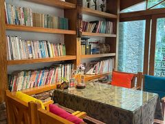 -月亮眼花园餐厅书吧酒吧