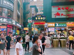 -八一好吃街·高品美食广场