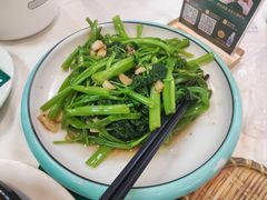 -五谷芳乳鸽王(梅沙老店)