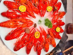 -沪小胖·小龙虾(八佰伴店)