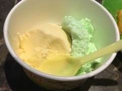 冰淇淋-无饿不坐海鲜自助烤肉火锅餐厅(塘下镇亿嘉国际广场店)