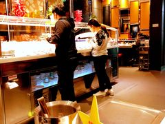 -海底捞火锅(杭州庆春路夜宵主题店)