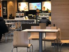 -麦当劳(世界城广场店)