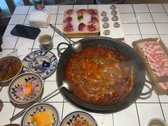 -旧街市鲜货老火锅(大光路店)