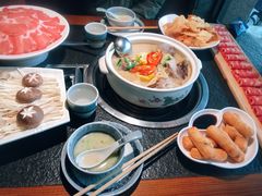 -旺晖本帮骨头煲·深夜火锅(梅园路店)