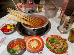 -大芊金重庆串串火锅(南京路店)
