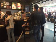 -星巴克(广州中华广场B1层店)