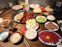 -萍姐火锅·公路夜市(武汉首店)