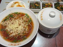 -老淮城·长鱼面(河下古镇店)