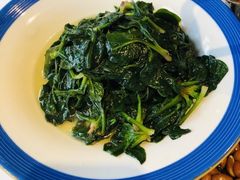 -香山湖家家宴(中山陵店)