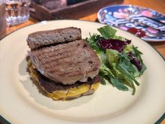 -JINNS锦时 steak&pizza(浸信会礼拜堂旧址店)
