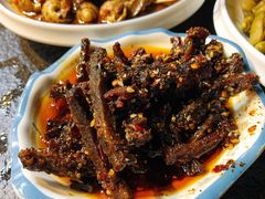 麻辣牛肉条-三妹小龙虾·黄油蟹(华侨城总店)