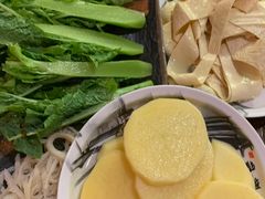 -王婆乔鲜鱼自助火锅(蜀汉路店)