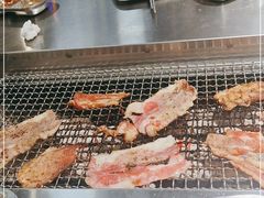 -马路牙子烧烤音乐酒馆(望京店)