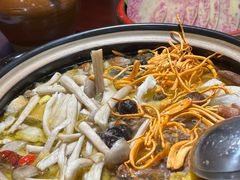 -菌之家·专业纯野生菌火锅·特色炒菌