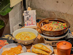 -蟹黄鱼·海派深夜面馆(巨鹿路店)