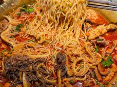 -张翻越·川渝冒菜·武汉黑鸭煲(城北万象城店)