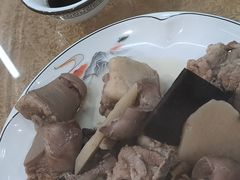 -正宗鸡饭粤香酒家(朱村店)