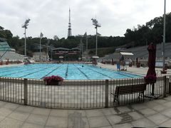 -越秀山游泳场