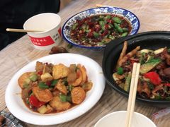 -江城燕子大排档(江汉路步行街店)