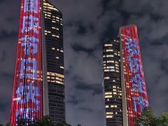 -南京眼步行桥