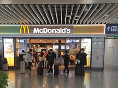 -麦当劳(上海虹桥站30B检票口楼上)