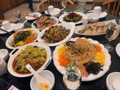 -洁神饭庄·海鲜·青岛菜·30年老字号(五四广场店)