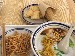 -正南齐北·老街糯米团(洪崖洞店)