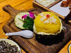 -老滇山寨•云南特色菜•地方菜•民族风情歌舞表演(金碧店)