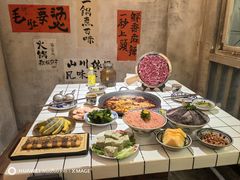 -旧街市鲜货老火锅(大光路店)