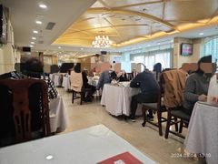 -汗腾格里·风味餐厅(新疆驻京办店)