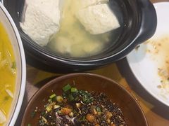 -重庆石磨豆花庄(乔庄店)