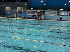 -小海豚国际游泳培训(长宁龙之梦酒店)