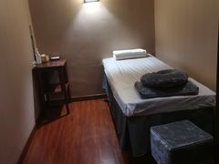 -裕和堂中医推拿艾灸(太古汇臻品店)