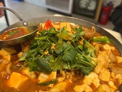 -吴记集庆门酸菜鱼店(集庆路店)