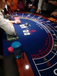 -北京七彩云南翡翠珠宝旗舰店(月坛店)