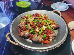 -川流不息·地道川菜·小龙虾(新松江路店)