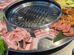 -哈哈碳都·牛肋条无限自助烤肉(台江万达店)