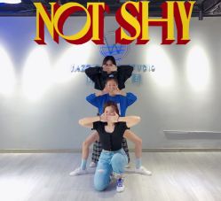 -唯舞空间