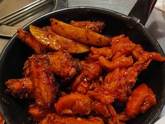 辣子鸡拼酱油鸡-MI WU FACTORY米屋美食工厂餐厅(绿地店)